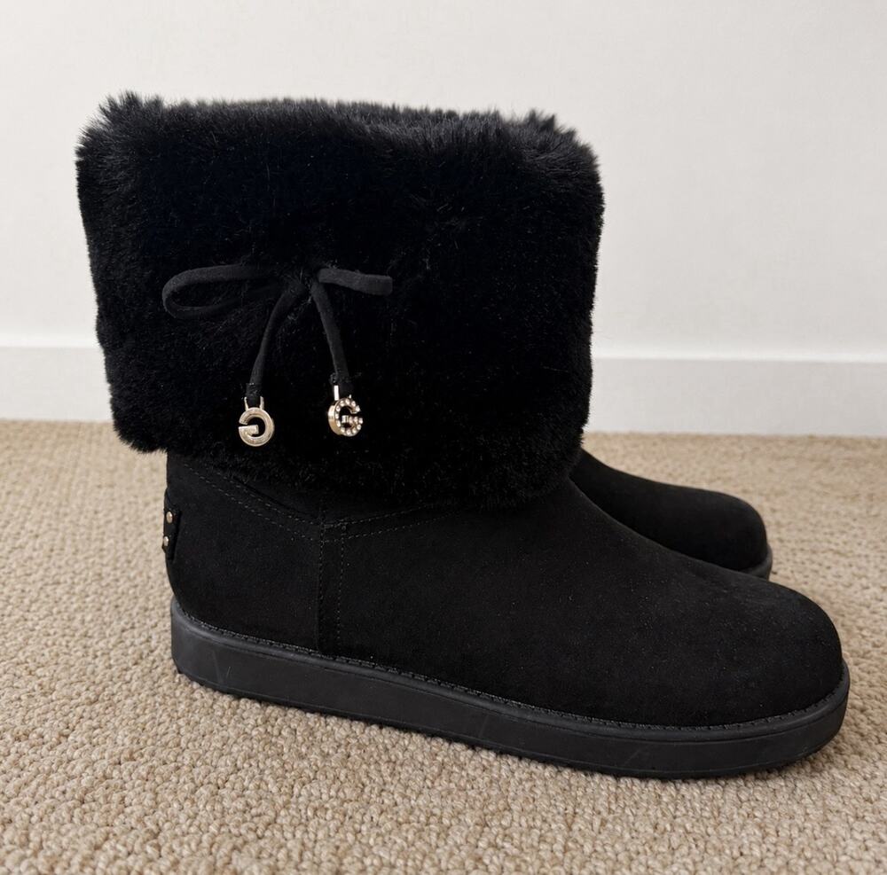 GBG Los Angeles Size 7 Women’s Black Faux Fur Trim Winter Ankle Boots